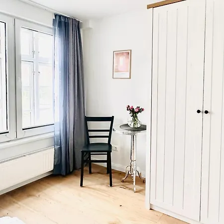 Am Wellenreiter Kuestenwinde Tating